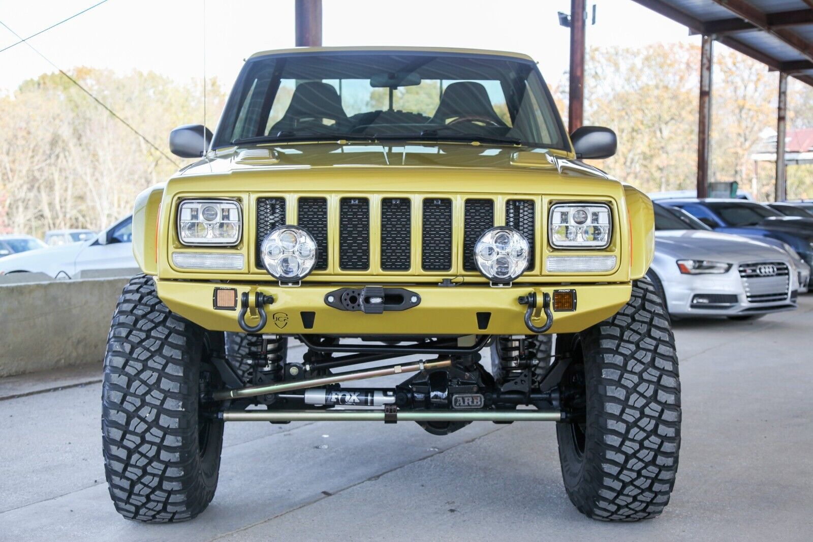 Jeep-Comanche-1989-1