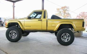 Jeep-Comanche-1989-4