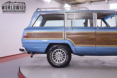 Jeep-GRAND-WAGONEER-1987-8