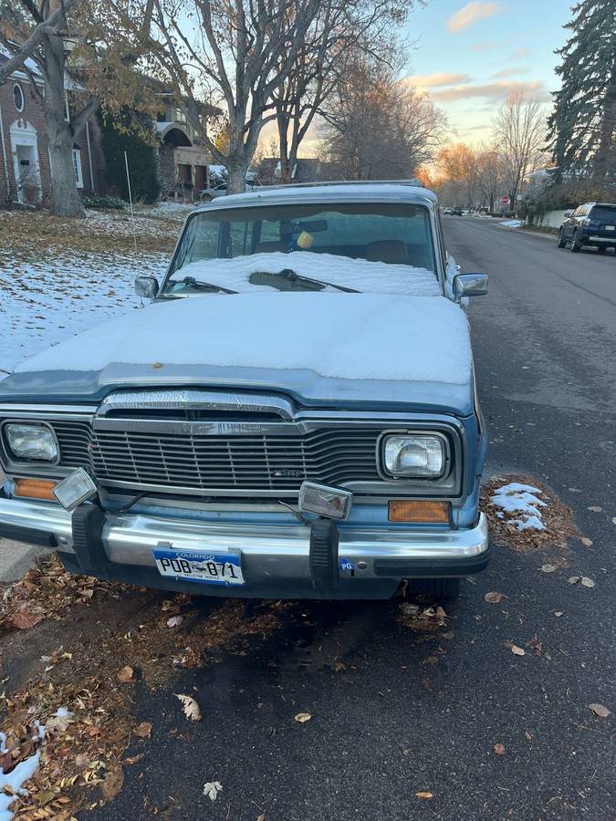 Jeep-Grand-wagoneer-1985