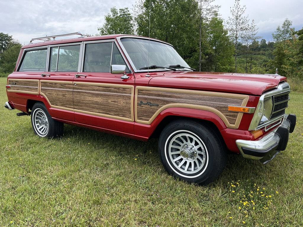 Jeep-Grand-wagoneer-1987