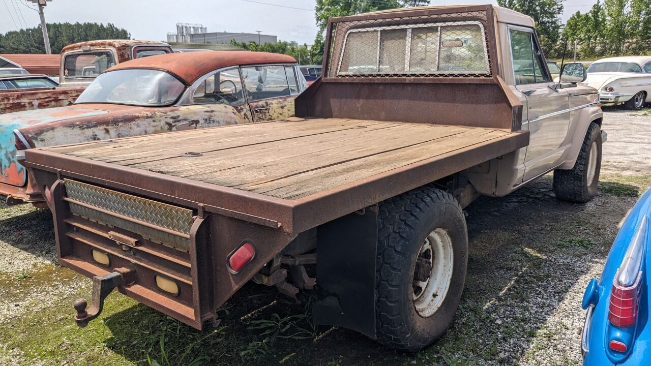 Jeep-J-20-Pickup-1977-3