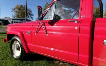 Jeep-J20-Jeep-4X4-Pick-Up-1976-6