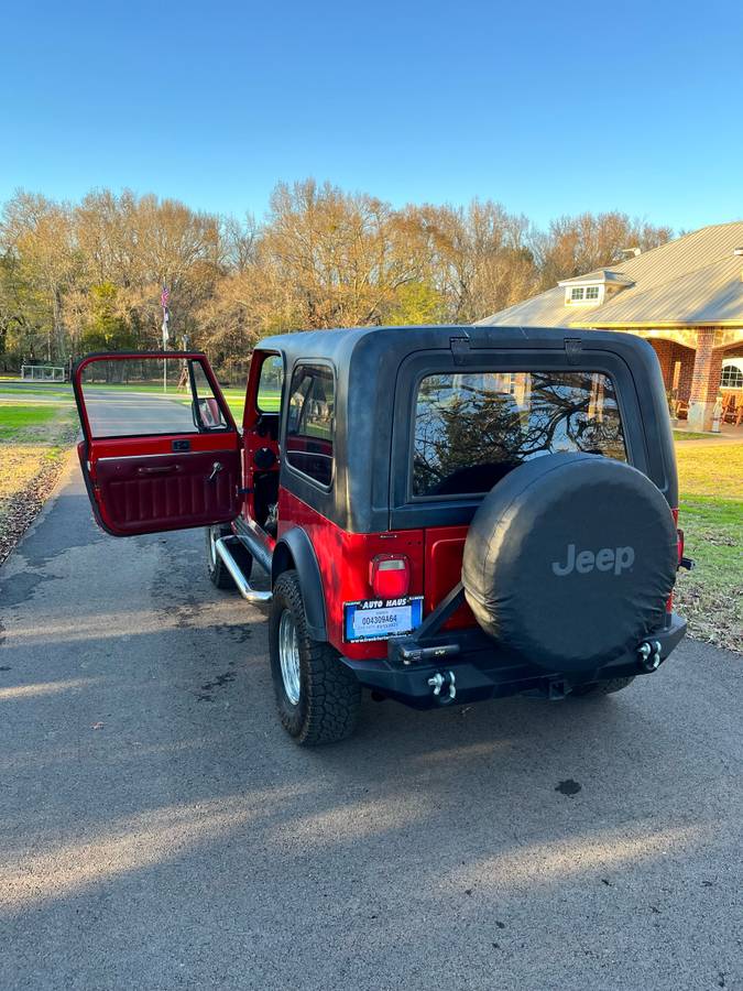 Jeep-Renegade-1986-4