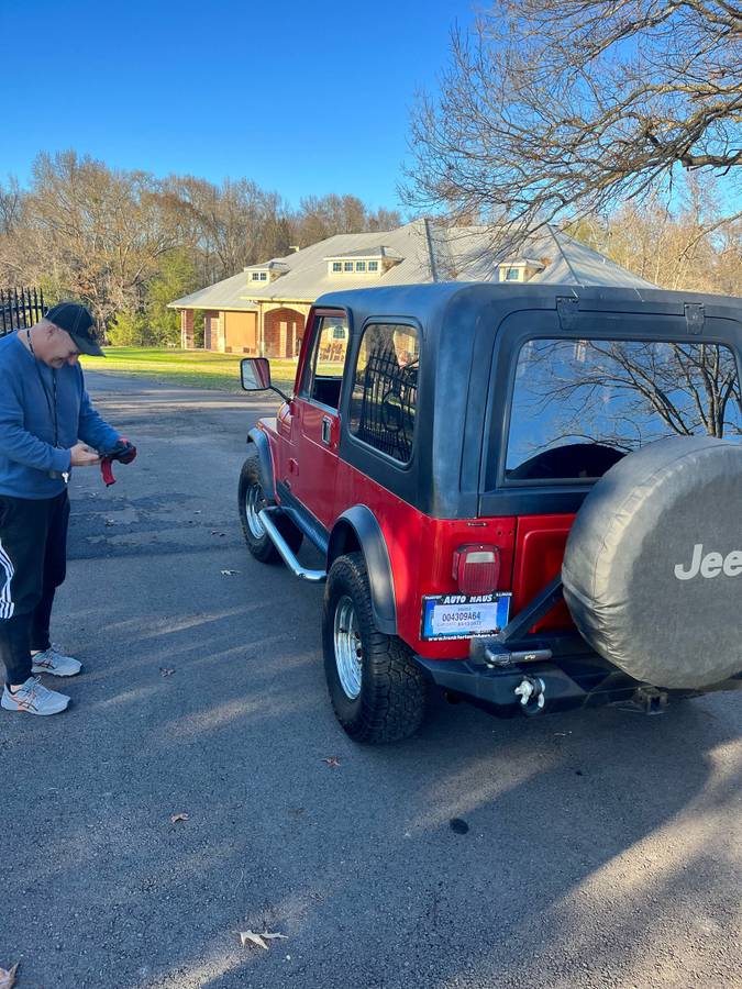 Jeep-Renegade-1986-6