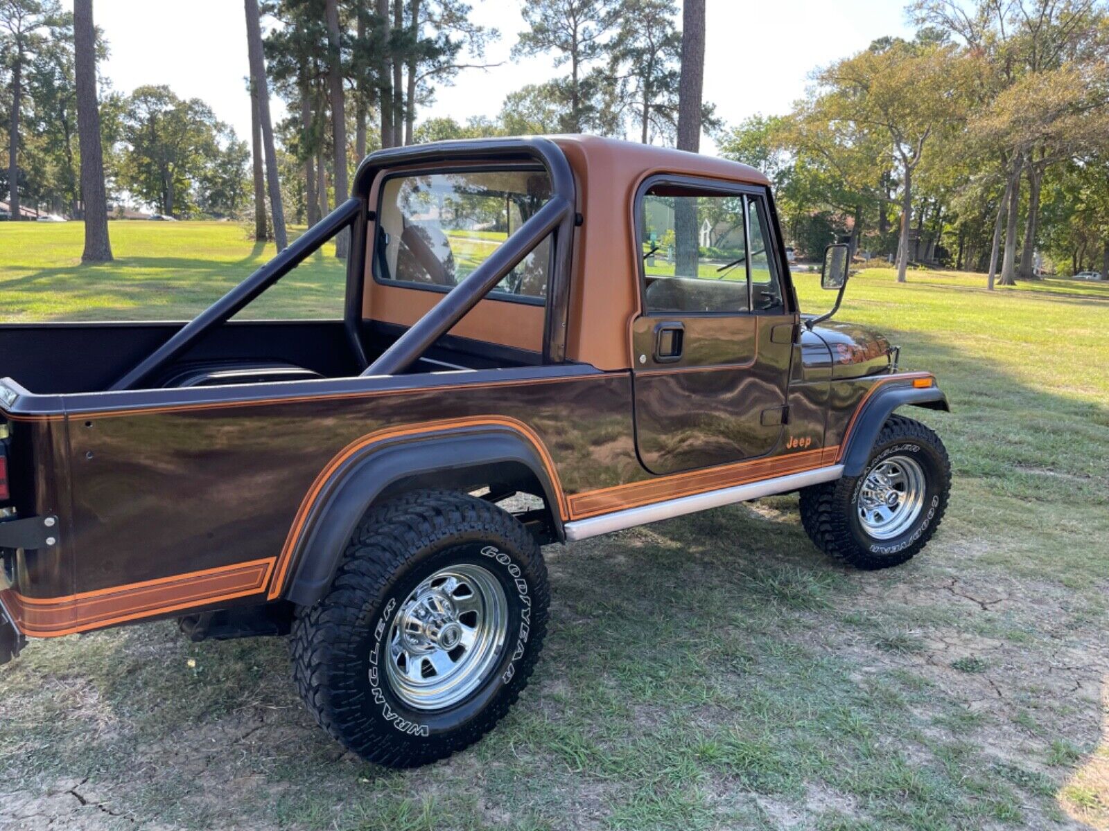 Jeep-Scrambler-1983-14