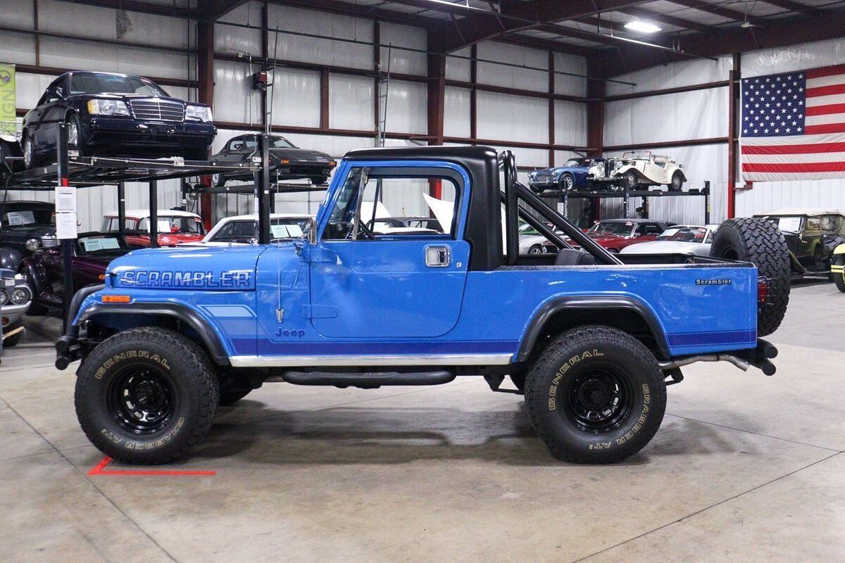 Jeep-Scrambler-Pickup-1981-2