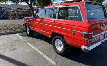 Jeep-Wagoneer-1977-2