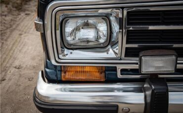 Jeep-Wagoneer-1988-20