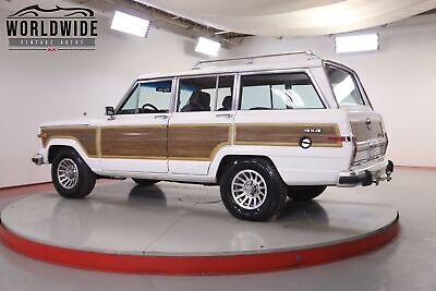 Jeep-Wagoneer-1988-4