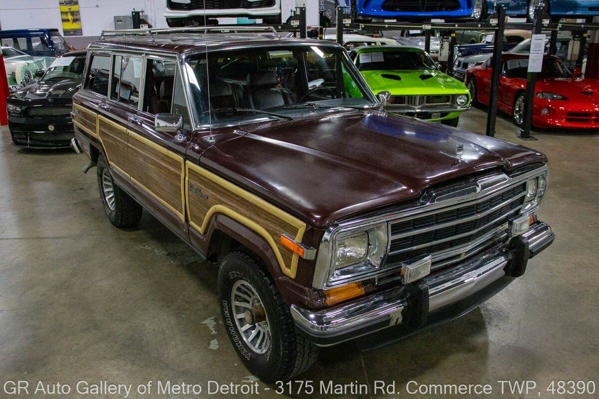 Jeep-Wagoneer-1988-8