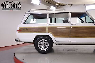 Jeep-Wagoneer-1988-8