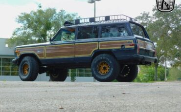 Jeep-Wagoneer-1989-9