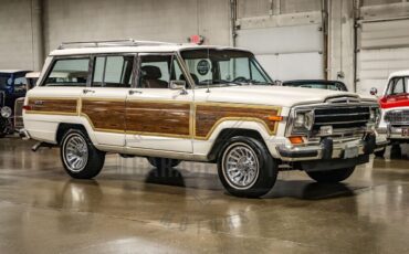 Jeep Wagoneer SUV 1987