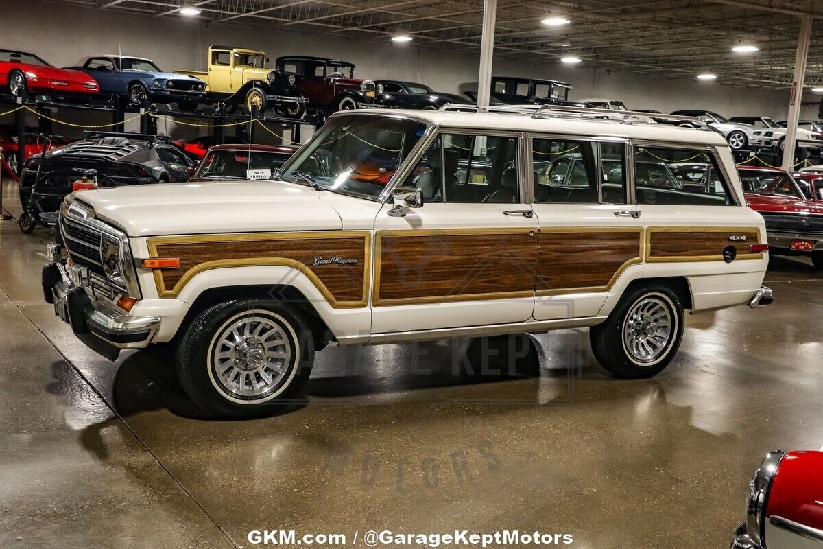 Jeep-Wagoneer-SUV-1987-9