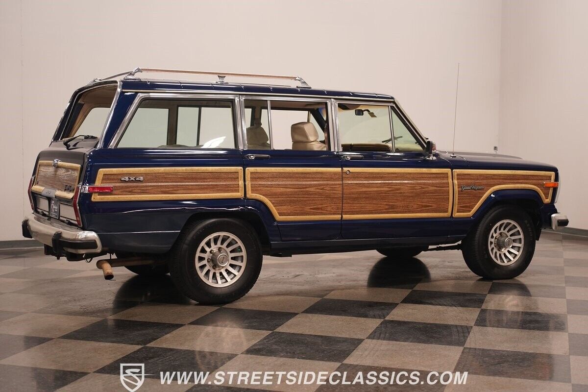 Jeep-Wagoneer-SUV-1989-16