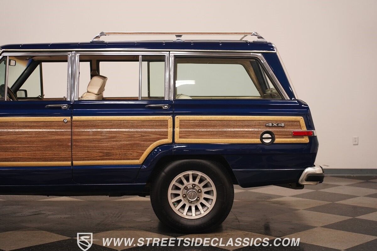 Jeep-Wagoneer-SUV-1989-26