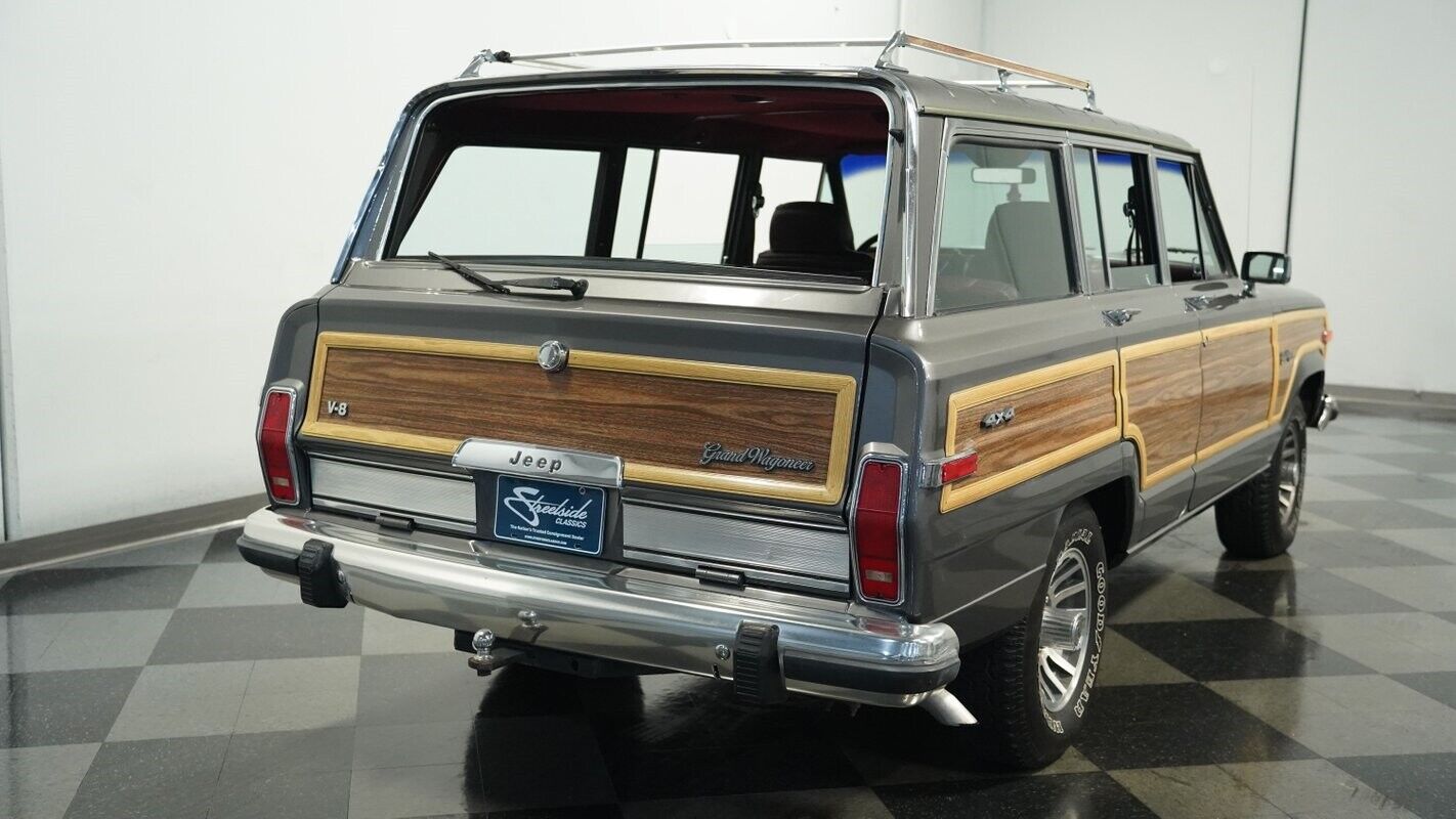 Jeep-Wagoneer-SUV-1989-9