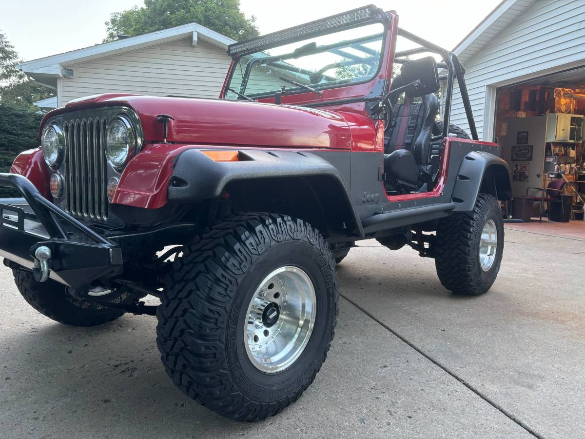 Jeep-Wrangler-1984-8