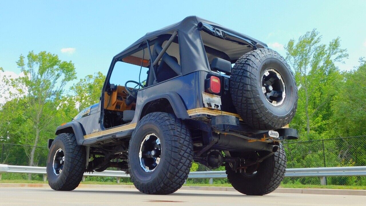 Jeep-Wrangler-1987-8