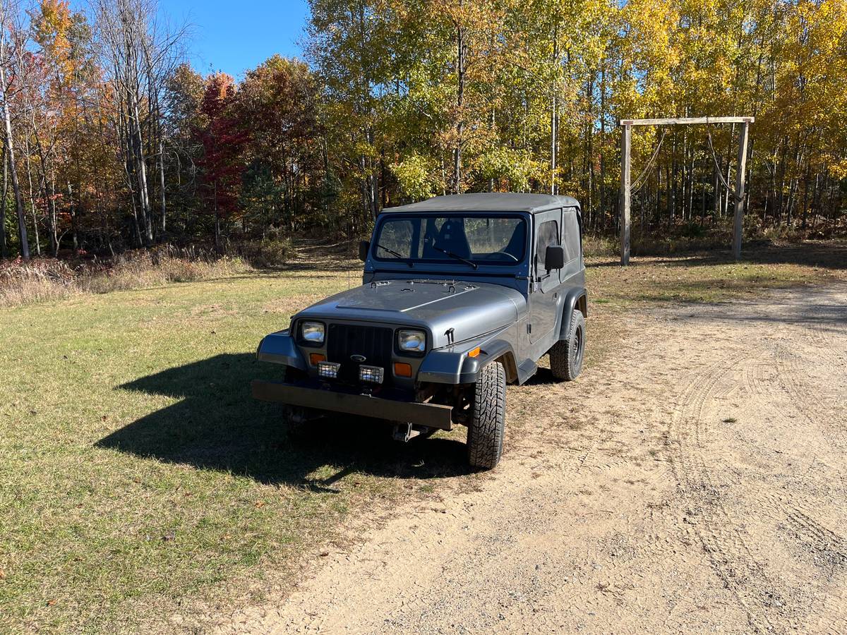 Jeep-Wrangler-1988-1