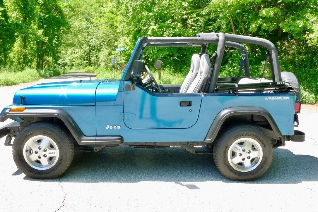 Jeep-Wrangler-1993-10