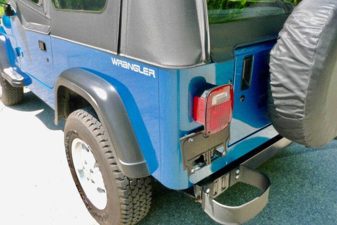 Jeep-Wrangler-1993-13