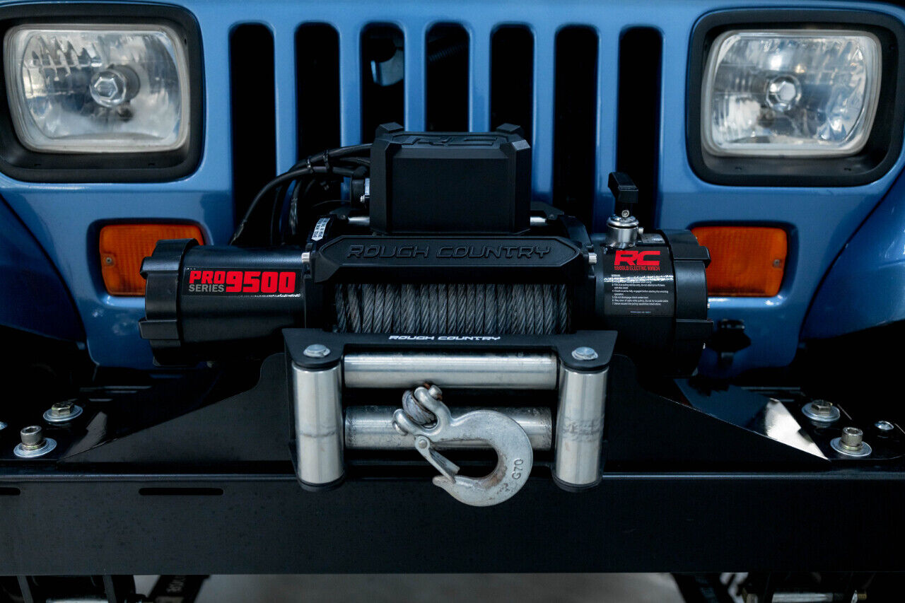 Jeep-Wrangler-Pickup-1988-14