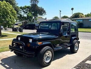 Jeep-Wrangler-SUV-1995-1