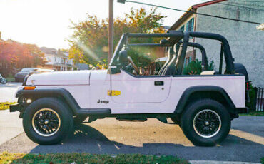 Jeep-Wrangler-SUV-1995-2