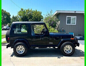 Jeep Wrangler SUV 1995