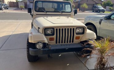 Jeep-Wrangler-sahara-1986-1