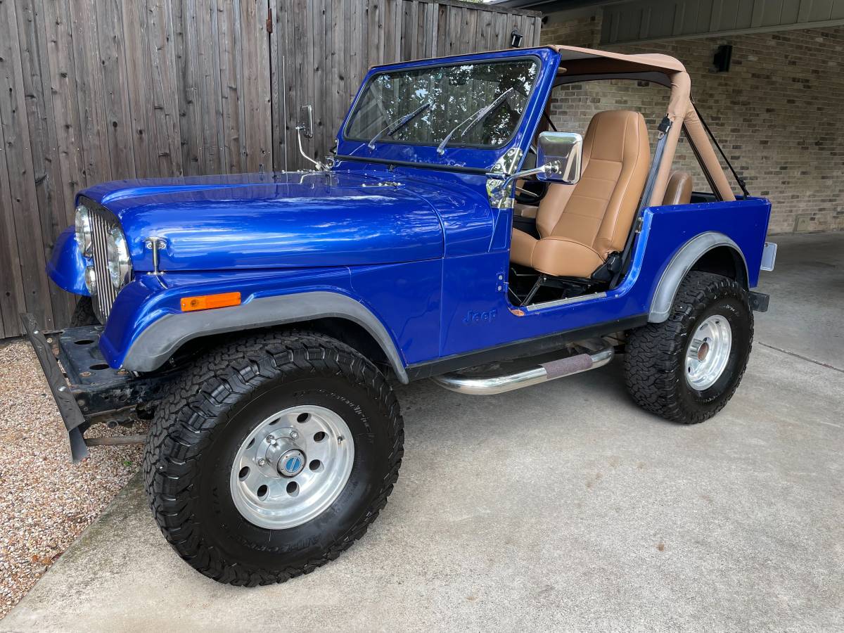 Jeep-cj7-limited-1983-1