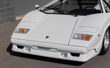 Lamborghini-Countach-Coupe-1989-12