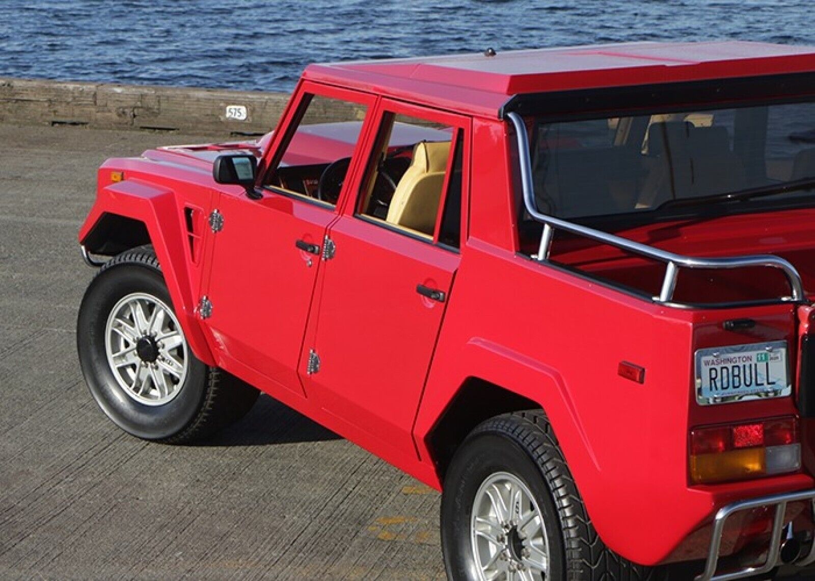 Lamborghini-LM002-1990-10