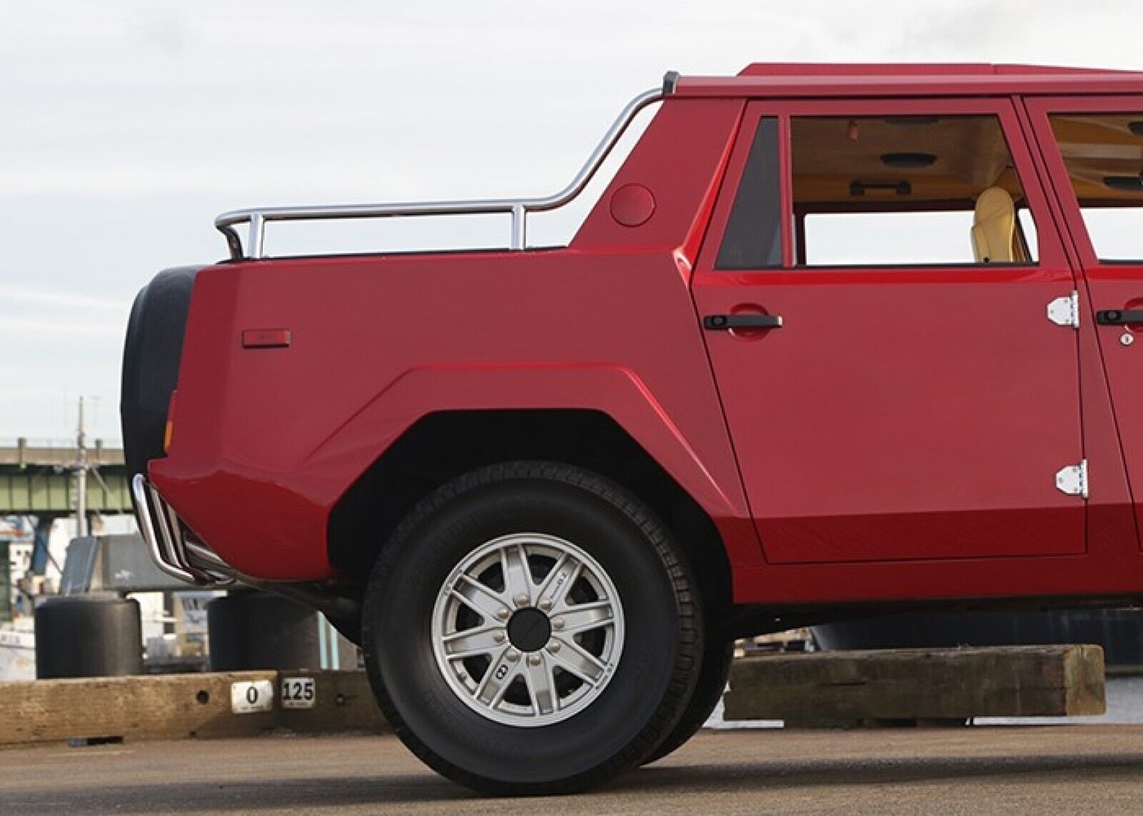 Lamborghini-LM002-1990-18