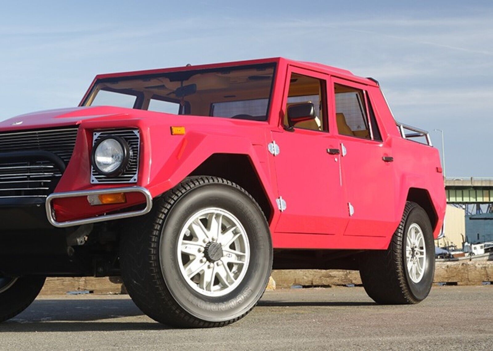 Lamborghini-LM002-1990-2