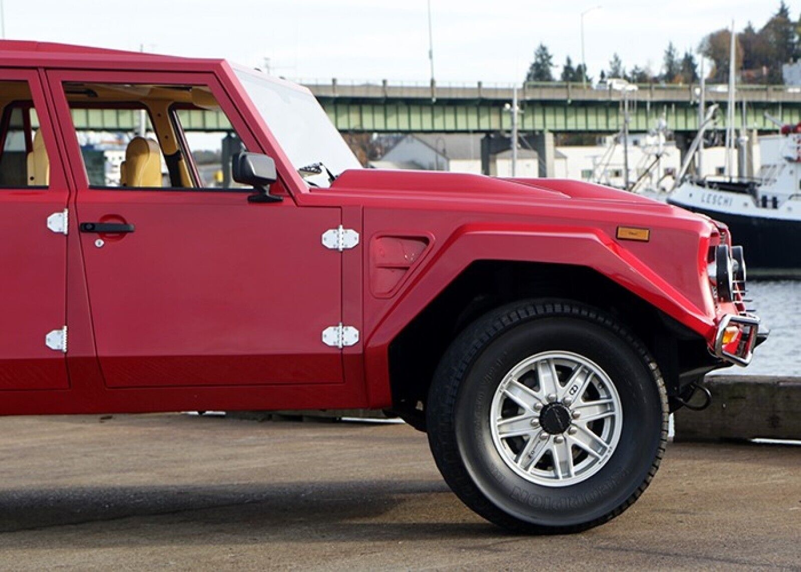 Lamborghini-LM002-1990-22