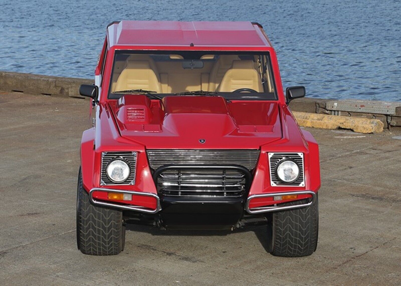 Lamborghini-LM002-1990-39