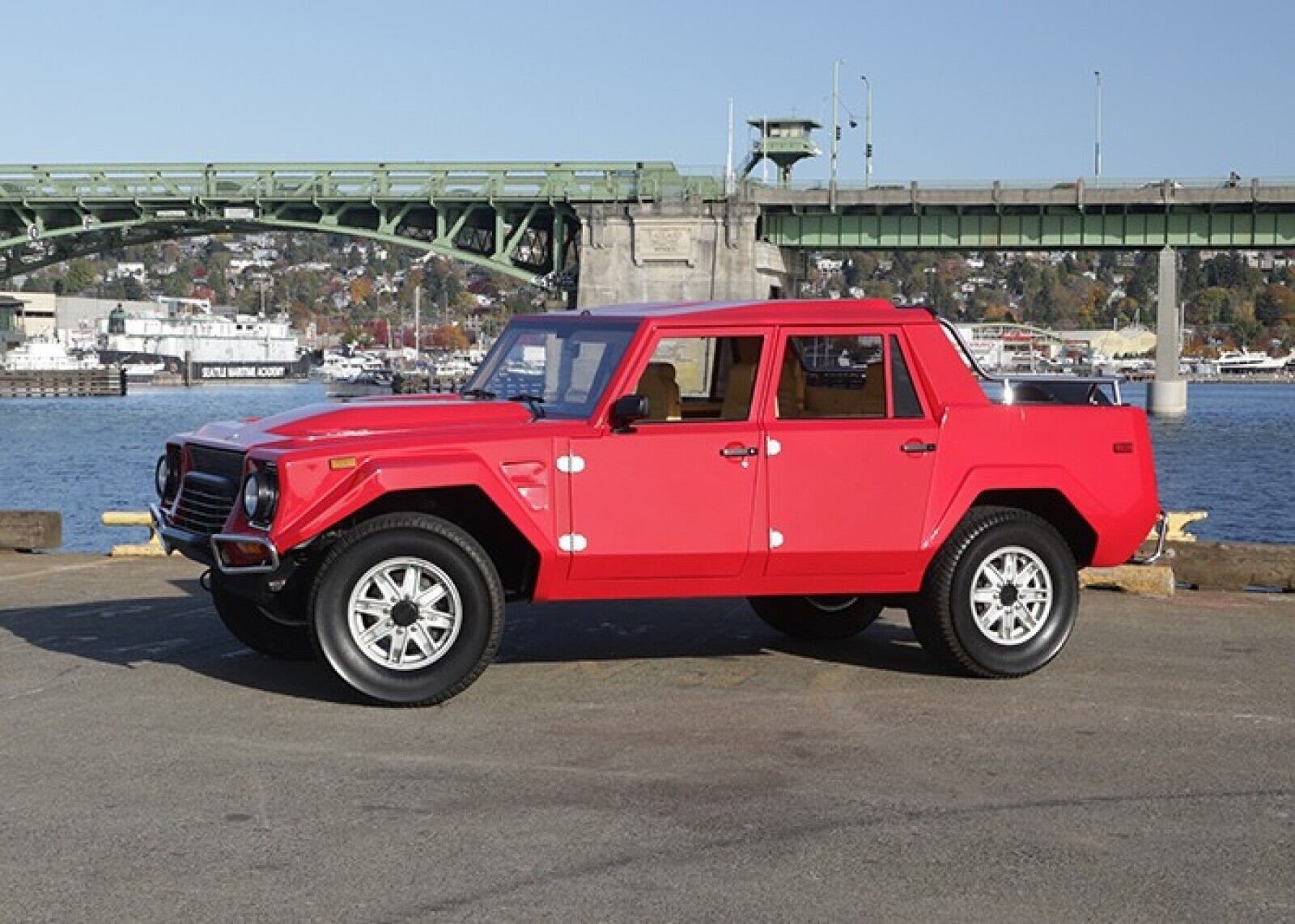 Lamborghini-LM002-1990-9