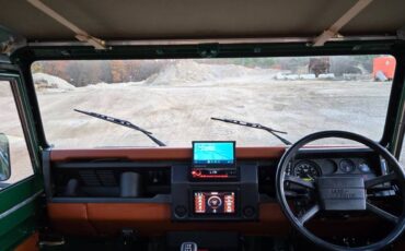 Land-rover-Defender-110-1985-4