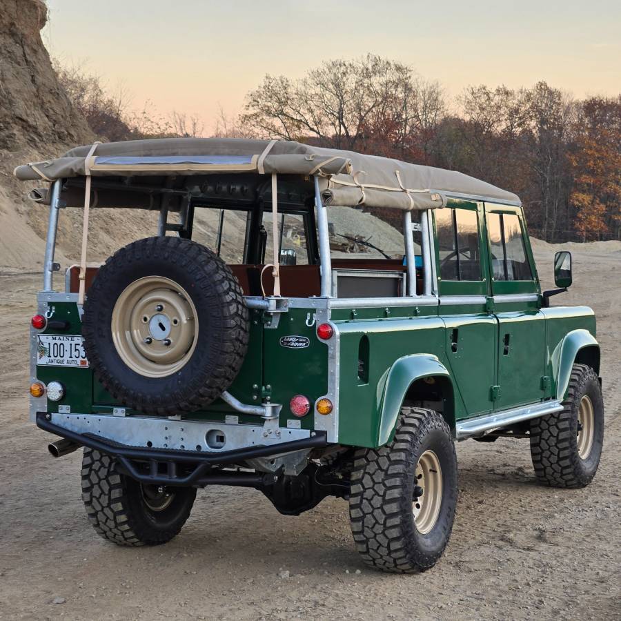 Land-rover-Defender-110-1985-9