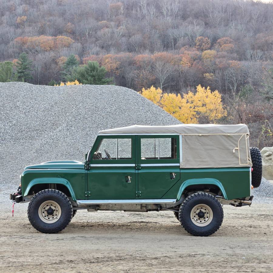 Land-rover-Defender-110-1985