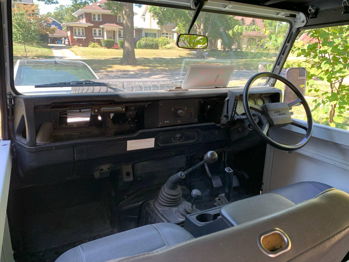 Land-rover-Defender-110-diesel-1986-18