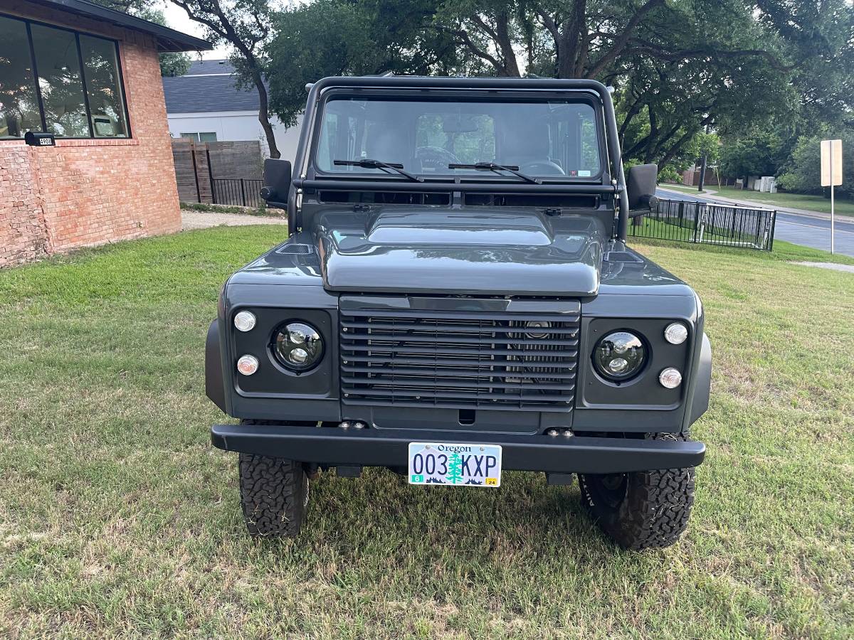 Land-rover-Defender-110-diesel-1987-4