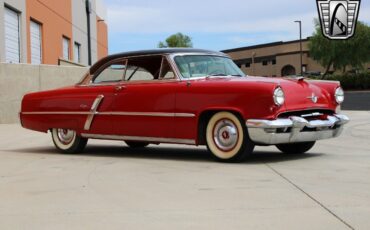 Lincoln-Capri-Coupe-1952-6