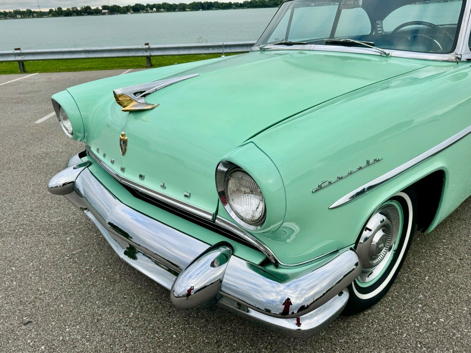 Lincoln-Capri-Coupe-1955-23