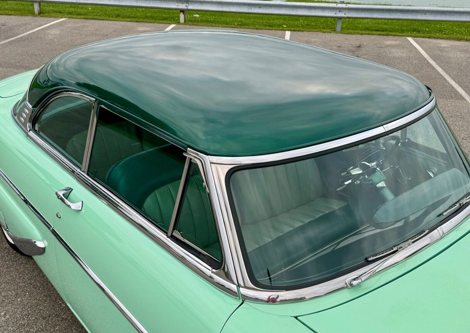 Lincoln-Capri-Coupe-1955-29