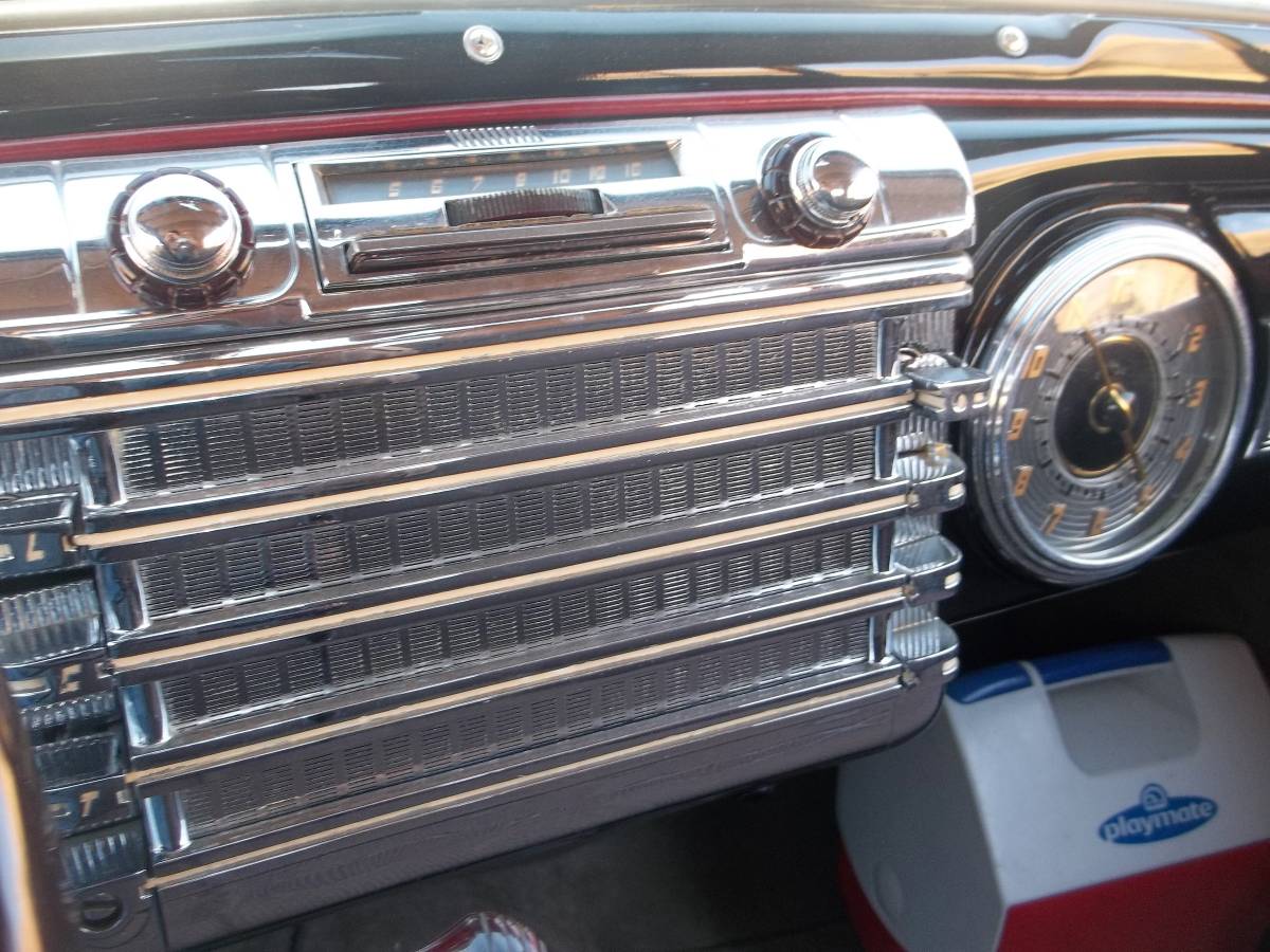 Lincoln-Continental-1948-9