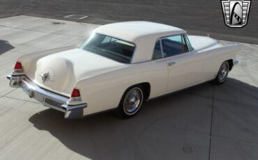 Lincoln-Continental-1956-11